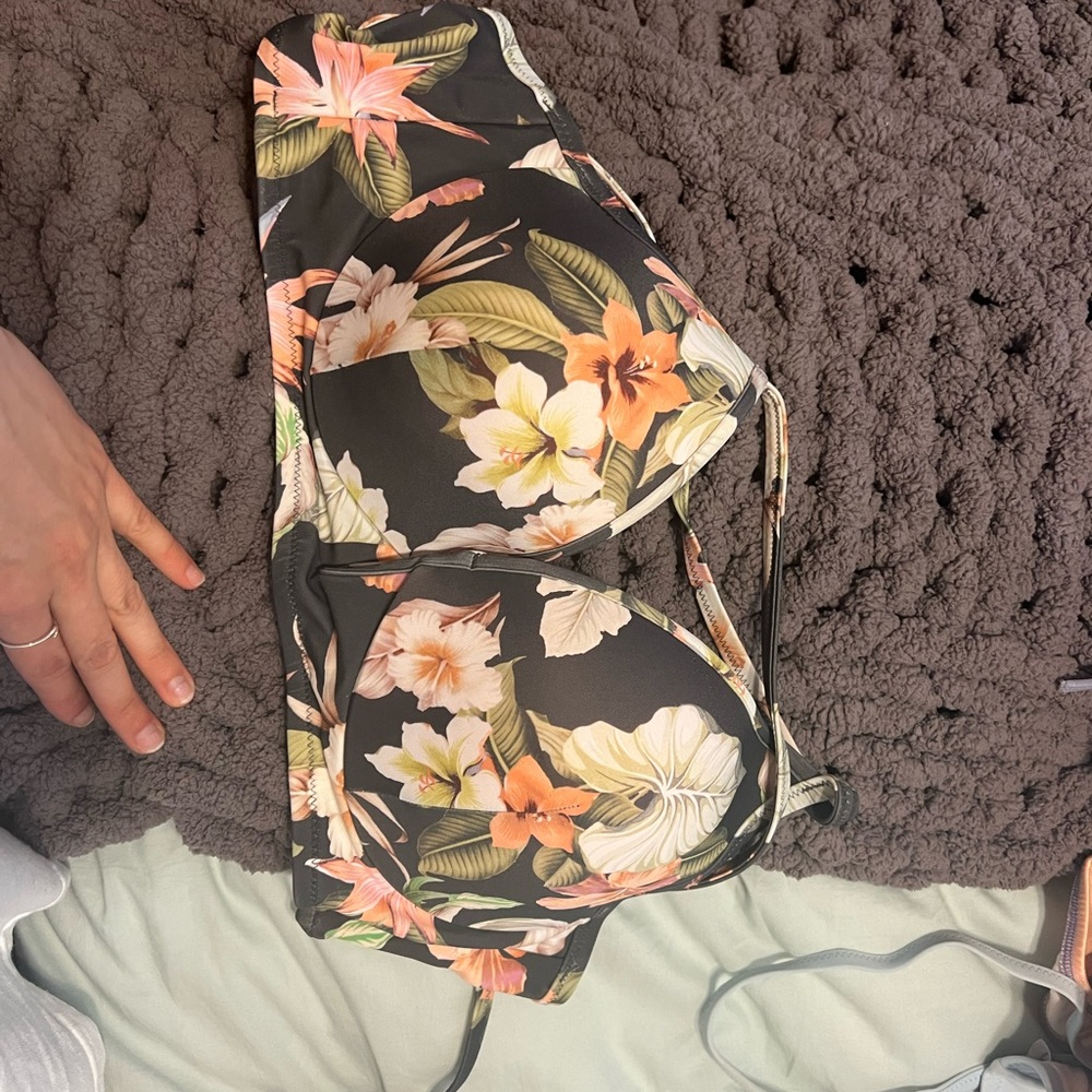 Floral 36D bikini top